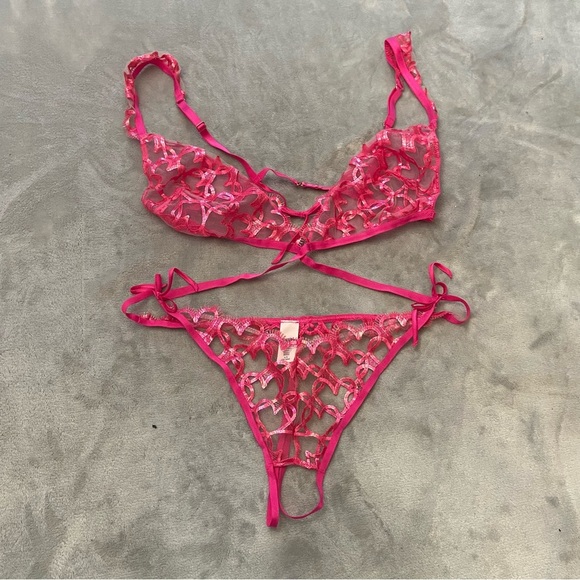 New! Victoria’s Secret Shimmer Heart Embroidery Crotchless Teddy 4224 - Picture 3 of 9